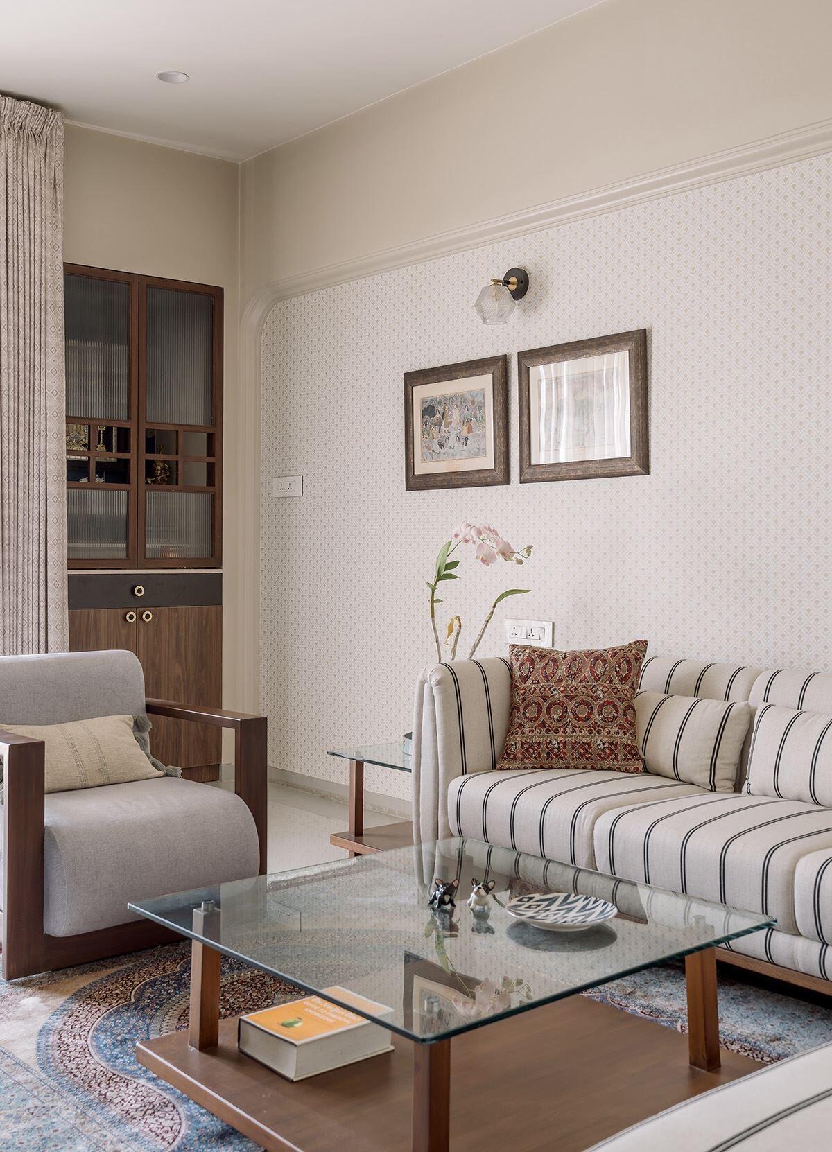 Residential wallpaper project – The Wall Chronicles