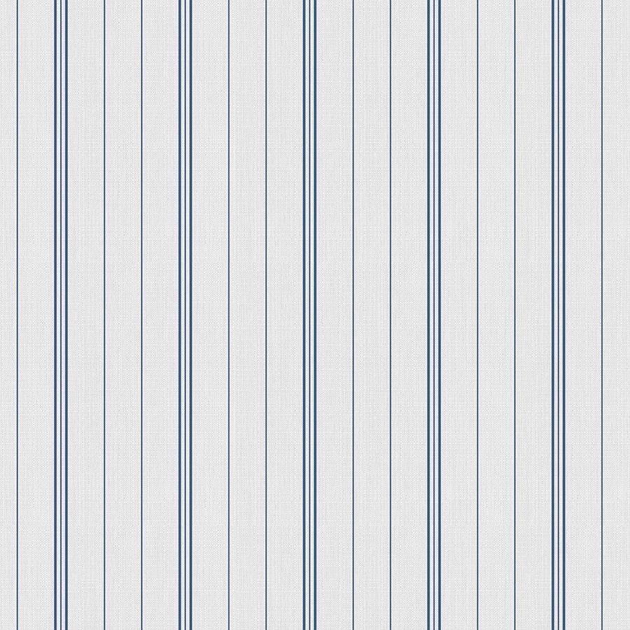 Vertical Stripe Wallpaper to Make Room Look Bigger