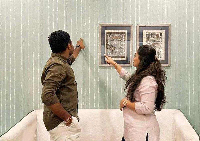 Custom wallpaper design consultation at home